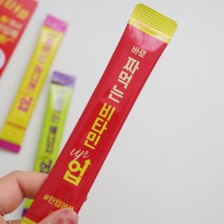 아임오 편의점 신상 타파, 바로 짜먹는 3종 _ 에너지업X2ea, 비타민업X2ea, 허니앤업X2ea — 5점을 준 리뷰어가 2021년 11월 올린 사용 사진