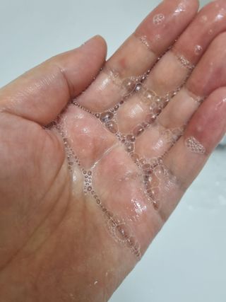 아이토리 시카 앰플 더블 클렌저 — 5점을 준 리뷰어가 2023년 4월 올린 사용 사진