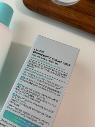 리더스코스메틱 리더스 카밍 바이오틱스 에센스 워터 — 5점을 준 리뷰어가 2021년 3월 올린 사용 사진
