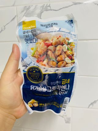 굽네몰 [굽네] 닭가슴살 비엔나 2종 8팩 — 5점을 준 리뷰어가 2021년 9월 올린 사용 사진