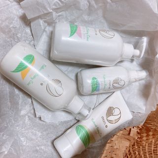 mom e 맘이 내추럴 베이비 케어 샴푸앤바스+로션 — 5점을 준 리뷰어가 2021년 1월 올린 사용 사진