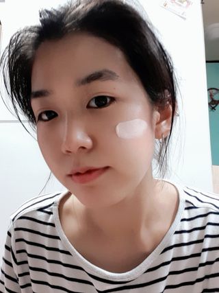 AHC 아우라 시크릿 톤업 벨벳 — 4.5점을 준 리뷰어가 2021년 4월 올린 사용 사진