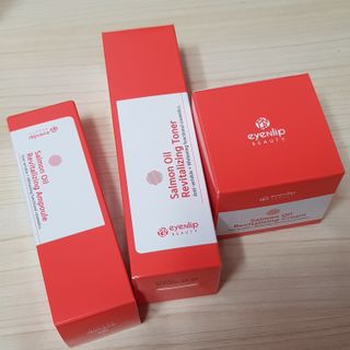 아이앤립 / EYENLIP 아이앤립 연어오일 리바이탈라이징 토너+앰플+크림 3종 세트 — 5점을 준 리뷰어가 2021년 6월 올린 사용 사진