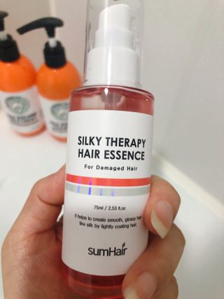 썸헤어 / SUMHAIR 썸헤어 실키 테라피 헤어 에센스 — 4점을 준 리뷰어가 2021년 5월 올린 사용 사진