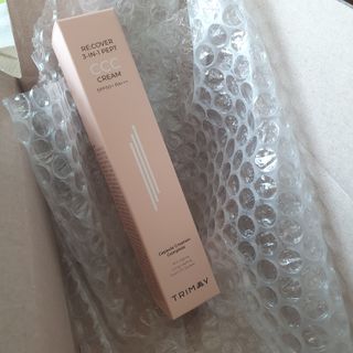 트리마이 3가지 기능을 동시에 느낄 수 있는 Color Control Change, 리커버리 3인1 펩트 CCC 크림 — 5점을 준 리뷰어가 2022년 11월 올린 사용 사진