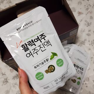 참유원 특허제조 활력 여주진액 여주즙 50포 — 5점을 준 리뷰어가 2022년 3월 올린 사용 사진