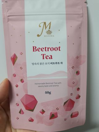 마시다 매혹적인 붉은 빛이 입안 가득히, 비트루트차 — 5점을 준 리뷰어가 2021년 3월 올린 사용 사진