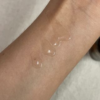 스킨큐어 산다화 비타민c 화이트닝 에센스 30ml — 5점을 준 리뷰어가 2021년 8월 올린 사용 사진