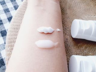 더마포레스트 마데카소사이드 리페어 크림,  모이스처라이징 아쿠아크림 — 5점을 준 리뷰어가 2021년 8월 올린 사용 사진
