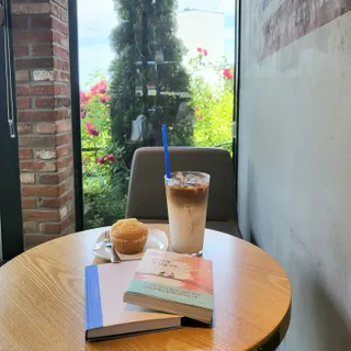 리훈 어떤날의문장 독서록 독서기록장 점착메모지 세트 — 5점을 준 리뷰어가 2022년 6월 올린 사용 사진