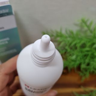 리더스코스메틱 리더스 카밍 바이오틱스 에센스 워터 — 5점을 준 리뷰어가 2022년 5월 올린 사용 사진