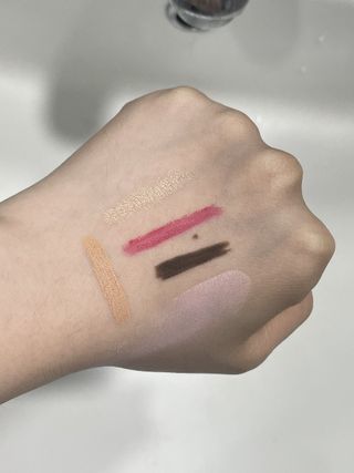 레드투래드 안티더스트 클렌징 오일 150ml — 5점을 준 리뷰어가 2021년 8월 올린 사용 사진