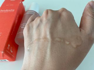산다화 더블 이펙트 안티 링클 세럼 50ml — 4.5점을 준 리뷰어가 2023년 1월 올린 사용 사진