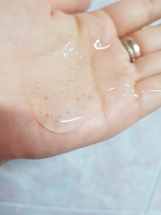 아미니 아크네 퓨어카밍 바디워시 500ml — 5점을 준 리뷰어가 2021년 6월 올린 사용 사진