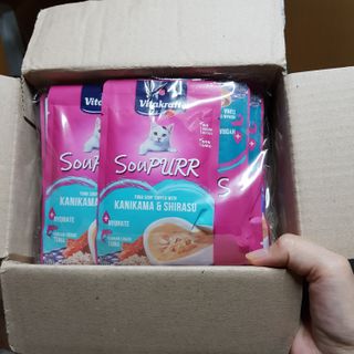 비타크래프트 고양이 수프 50g 3가지맛 x4팩씩 총 12팩 — 5점을 준 리뷰어가 2021년 8월 올린 사용 사진