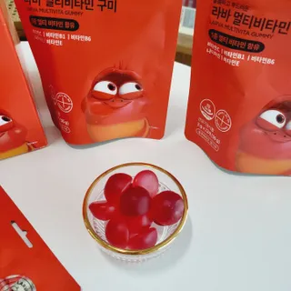 [푸름웰니스] 라바 멀티비타민 구미 36g — 5점을 준 리뷰어가 2022년 3월 올린 사용 사진