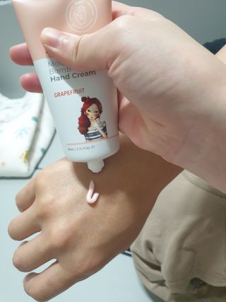 파시 FASCY 高保湿ハンドクリーム40ml+80ml セット — 5점을 준 리뷰어가 2021년 8월 올린 사용 사진