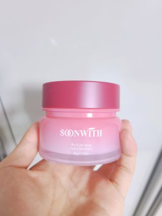 SOONWITH 바이오 수퍼 아쿠아 하이드로 젤 크림 — 5점을 준 리뷰어가 2021년 4월 올린 사용 사진