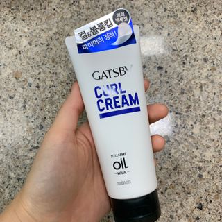 [갸스비] 곱슬 머리부터 파마까지 남자의 컬을 위한 갸스비 컬크림 — 4점을 준 리뷰어가 2021년 10월 올린 사용 사진