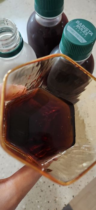 무라벨 바리스타룰스 디카페인 아메리카노 — 5점을 준 리뷰어가 2024년 4월 올린 사용 사진