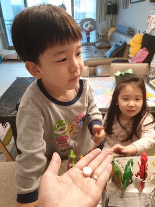일동제약 마이니 마이니 지니키즈 유산균 츄어블, 멀티비타 set — 5점을 준 리뷰어가 2021년 3월 올린 사용 사진