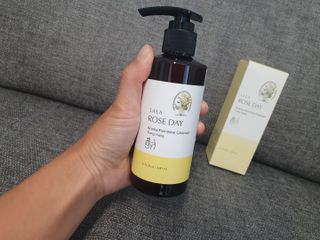 라라로즈데이 시즌2 여성청결제 200ml 아로마 페미민 클렌저, 독일더마인증 — 4.5점을 준 리뷰어가 2021년 9월 올린 사용 사진