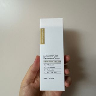 하이브리온 [쿠팡]멜라제로 시카엑소좀 크림 50ml PDRN 줄기세포 주름 미백기능성 피부과 병원입점, 1개, 50g — 5점을 준 리뷰어가 2025년 6월 올린 사용 사진