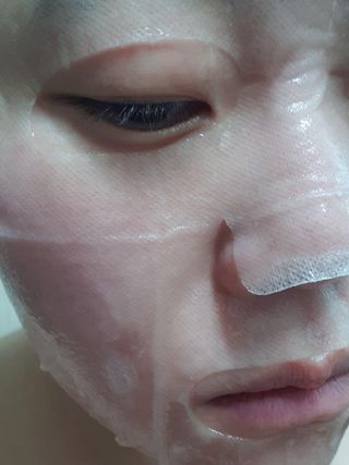체르엠 그린 케비어 더블워터 마스크팩 5매입  2팩 — 5점을 준 리뷰어가 2021년 10월 올린 사용 사진
