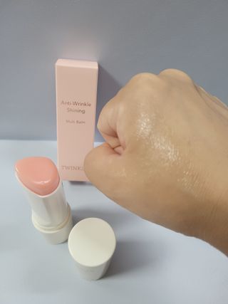 [트윙클라] 안티멜라 수딩 워터밤+안티링클 샤이닝 멀티밤 — 5점을 준 리뷰어가 2022년 8월 올린 사용 사진