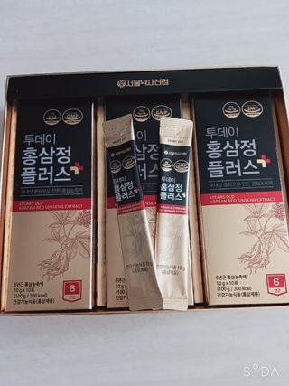 서울약사신협_투데이홍삼정플러스스틱_10g x 30포 — 5점을 준 리뷰어가 2021년 7월 올린 사용 사진