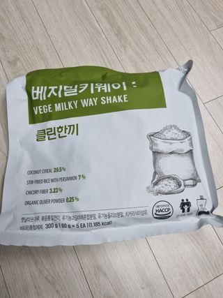 클린24시간  클린한끼 쉐이크 1세트 (5개) — 5점을 준 리뷰어가 2022년 10월 올린 사용 사진