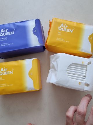 에어퀸 뉴브레스 유기농 생리대 4종 (팬티라이너 20P + 중형 10P + 대형 10P + 오버나이트 8P)_체험단 — 5점을 준 리뷰어가 2024년 5월 올린 사용 사진