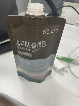 일일하우 슬리밍 플랜B 고소한 귀리맛, 진한 카카오맛 (체중조절식) — 3점을 준 리뷰어가 2023년 8월 올린 사용 사진
