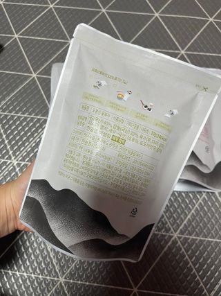 오봉산꽃부각 [만나식품] 오봉산 꽃부각 3가지 맛(오리지널, 새우맛, 매운고추맛) — 5점을 준 리뷰어가 2023년 1월 올린 사용 사진