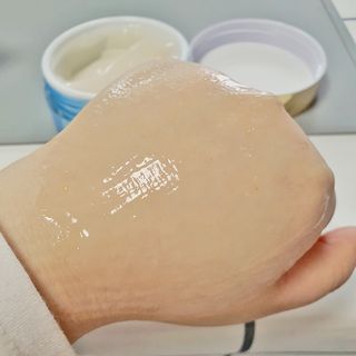 비엠비코 [썸머케어] 퀸79 노블 골드 아쿠아크림+더 선스틱 SPF50+PA+++ — 5점을 준 리뷰어가 2021년 6월 올린 사용 사진
