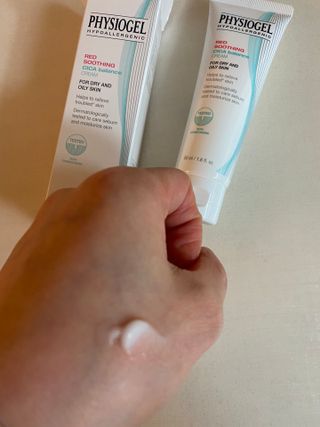 피지오겔 레드수딩 시카밸런스 크림 50ml — 4점을 준 리뷰어가 2022년 4월 올린 사용 사진