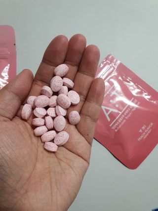 입 냄새 완화에 도움을 주는 에티켓 캔디 복숭아맛 앳캔디 — 5점을 준 리뷰어가 2020년 12월 올린 사용 사진