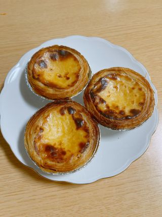 디앙뜨 포르투갈 에그타르트 오리지널 맛+패션후르츠+초콜릿타르트 맛 중 택1 — 4점을 준 리뷰어가 2021년 8월 올린 사용 사진