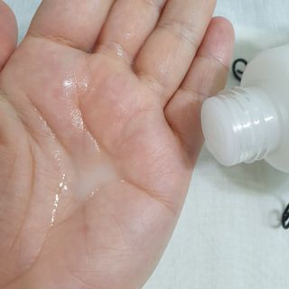 플레라디 에델바이스 오일 밸런싱 토너 — 5점을 준 리뷰어가 2021년 7월 올린 사용 사진