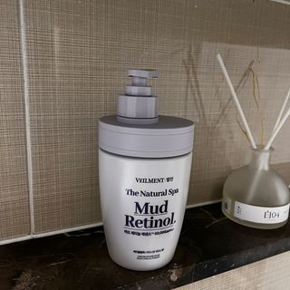 벨먼 내추럴 스파 머드레티놀 바디워시(그린로즈, 미드나잇 피오니) — 5점을 준 리뷰어가 2022년 6월 올린 사용 사진
