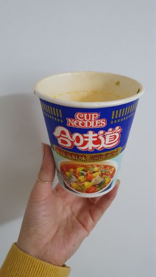 NISSIN 닛신 컵누들  4종 - 씨푸드오리지날, 씨푸드 스파이시, 씨푸드 커리, 씨푸드 XO소스 — 5점을 준 리뷰어가 2022년 4월 올린 사용 사진