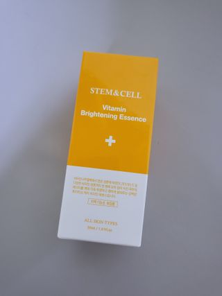 체르엠 스템앤셀 비타민 브라이트닝 에센스 30ml 1개 — 5점을 준 리뷰어가 2021년 10월 올린 사용 사진