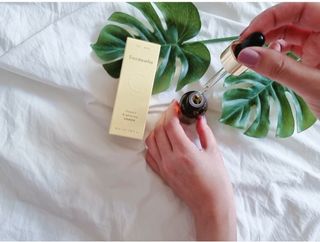 스킨큐어 산다화 비타민c 화이트닝 에센스 30ml — 5점을 준 리뷰어가 2021년 8월 올린 사용 사진