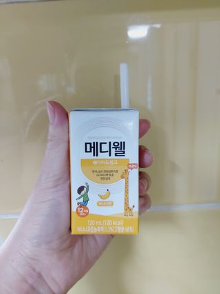 메디웰 페디아드링크 미니 바나나맛 — 4.5점을 준 리뷰어가 2022년 8월 올린 사용 사진
