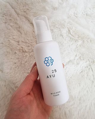 AYU25[아유트웬티파이브] 피부건강에 꼭 필요한 pH 약산성 와일드 로즈토너 — 5점을 준 리뷰어가 2021년 5월 올린 사용 사진