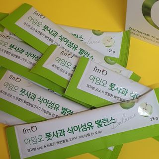 아임오 풋사과 식이섬유 밸런스 젤리 14포 — 4.5점을 준 리뷰어가 2021년 6월 올린 사용 사진