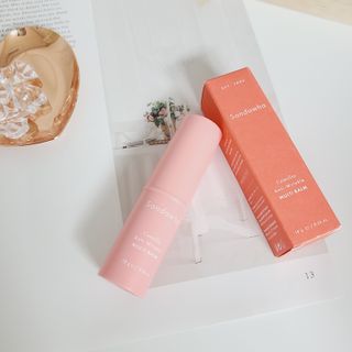 스킨큐어 산다화 카멜리아 안티 링클 멀티밤 — 4점을 준 리뷰어가 2022년 12월 올린 사용 사진