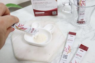 하루 1포로 콜레스테롤, 유산균, 고역가 소화효소까지 한번에 섭취! 다온바이오 홍자임 1개월분(30포) — 5점을 준 리뷰어가 2022년 11월 올린 사용 사진