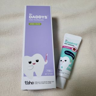 닥터데디스 안심저불소 키즈치약 (라즈베리, 청포도향 중 택 1) 60g +  여행용 미니 치약 15g — 4점을 준 리뷰어가 2022년 7월 올린 사용 사진