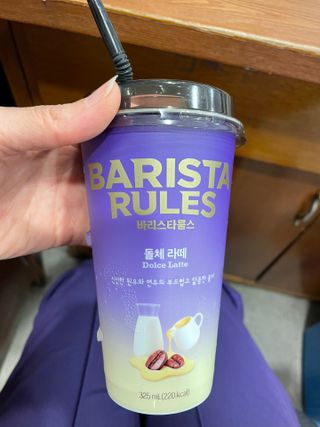 바리스타룰스 돌체 라떼 — 5점을 준 리뷰어가 2023년 4월 올린 사용 사진